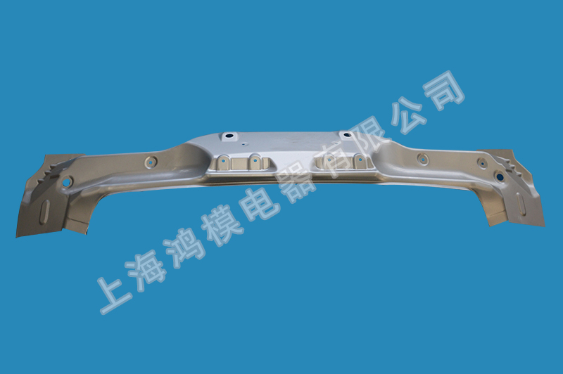 后圍外板