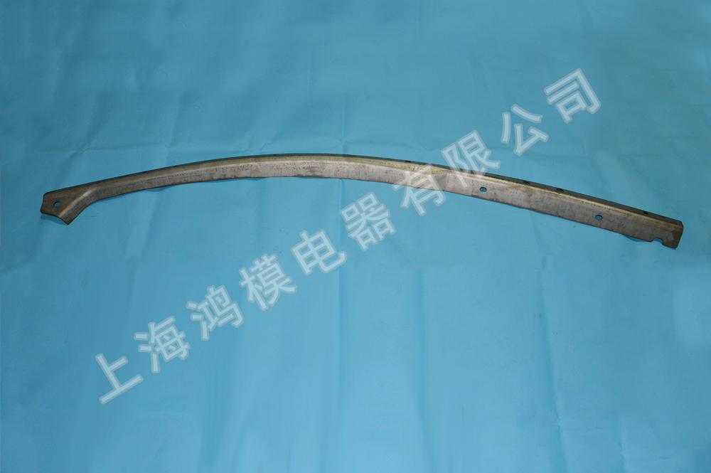 上海汽車 榮威950 24103022/23 /側(cè)前邊梁前加強(qiáng)板（左/右件）